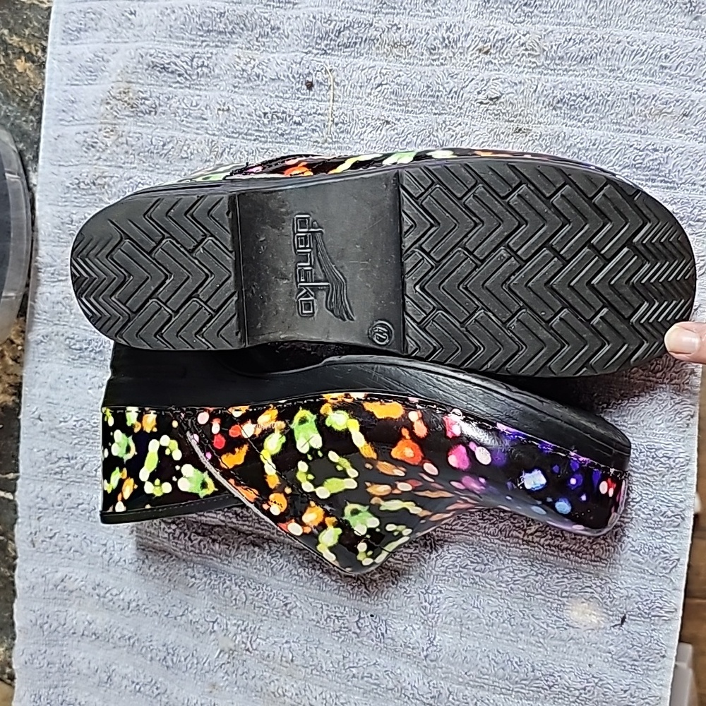 Dansko Clogs Multicolor - image 4